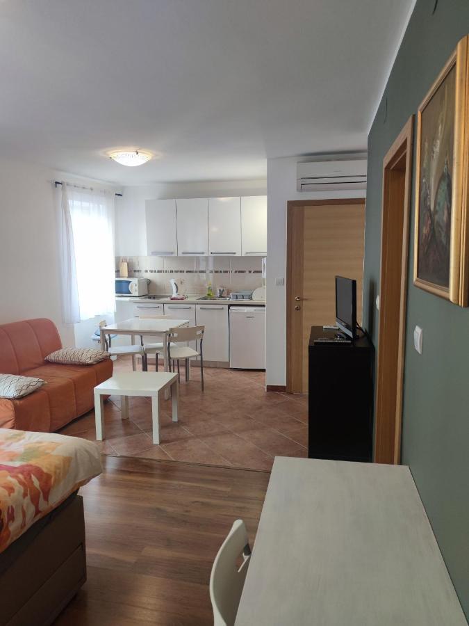Apartment Casa Nova Rovinj Buitenkant foto